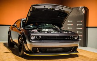 Capó abierto Challenger SRT® HELLCAT REDEYE WIDEBODY