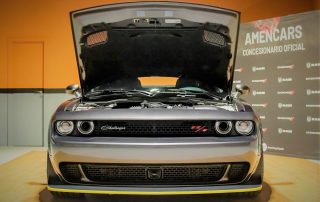 Dodge Challenger RT Scat Pack Widebody, capó motor